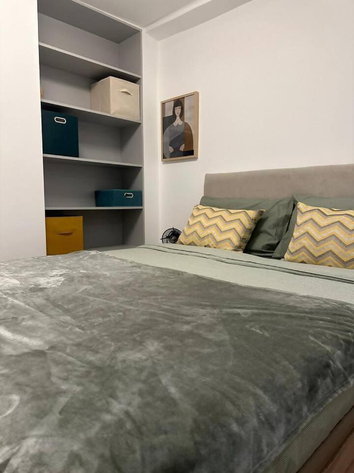 Stylish Renovated In Chiado * Lisbon