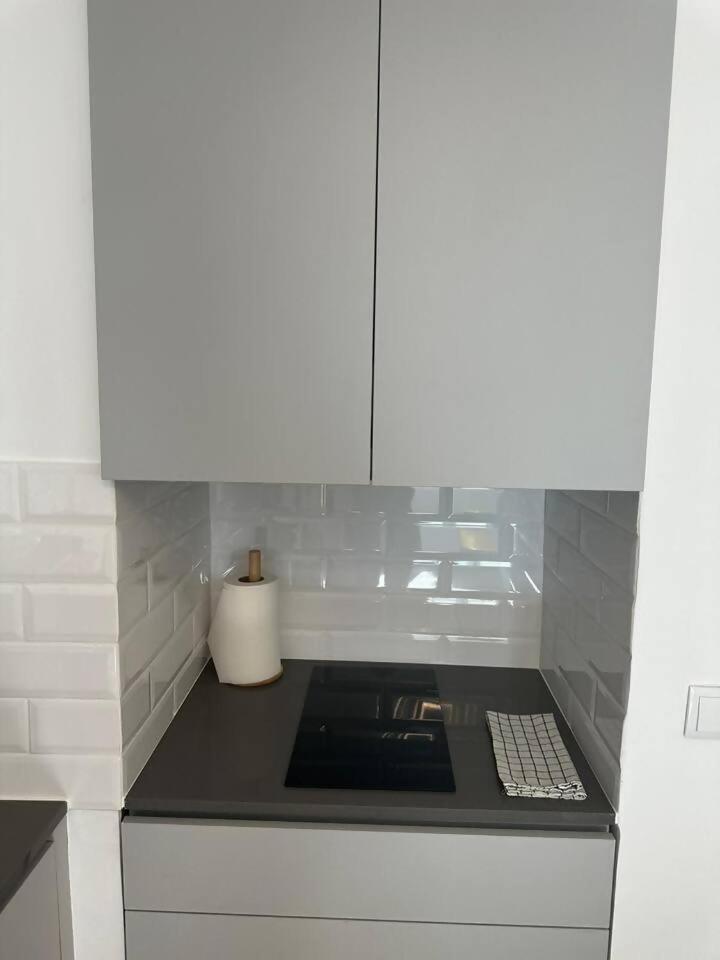 Stylish Renovated In Chiado Lejlighed